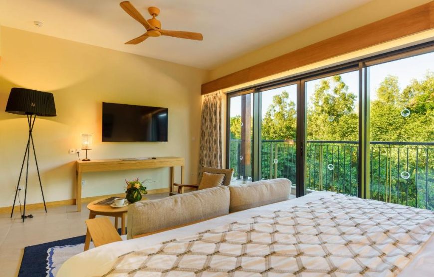 Ocean’s Creek Beach Hotel