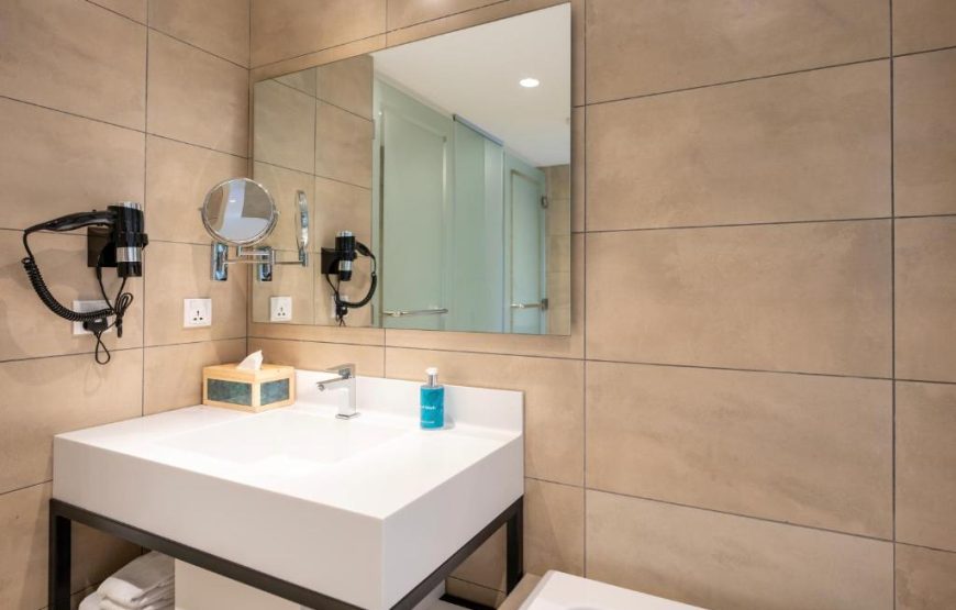 Ocean’s Creek Beach Hotel